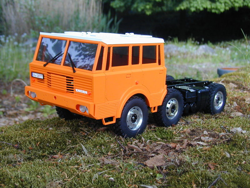 1:14 Tamiya Fahrerhaus Kabine Version Tatra 813 8x8 und 6x6 NVA DDR